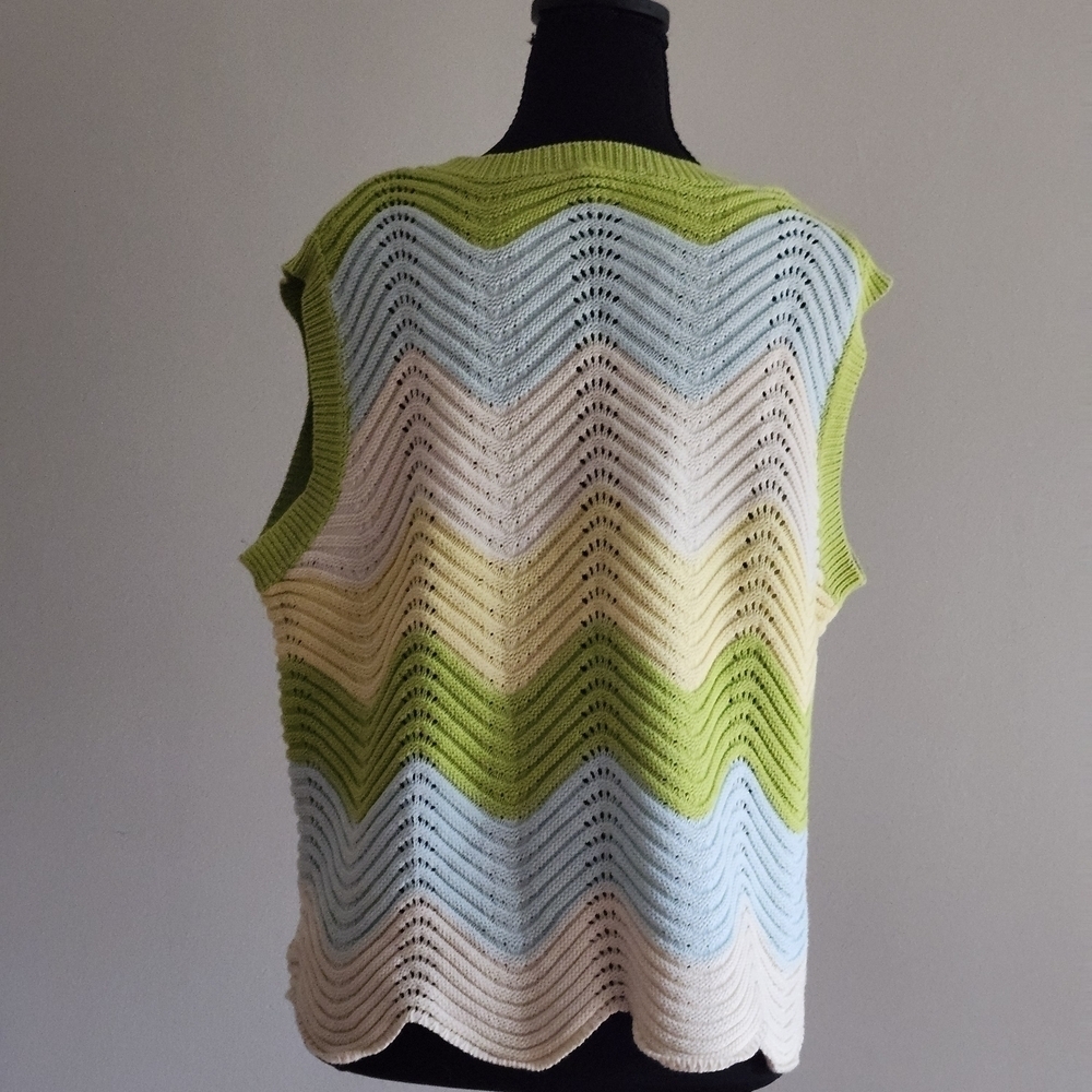 Entro Lime Green Knit Top - Picture 2 of 4